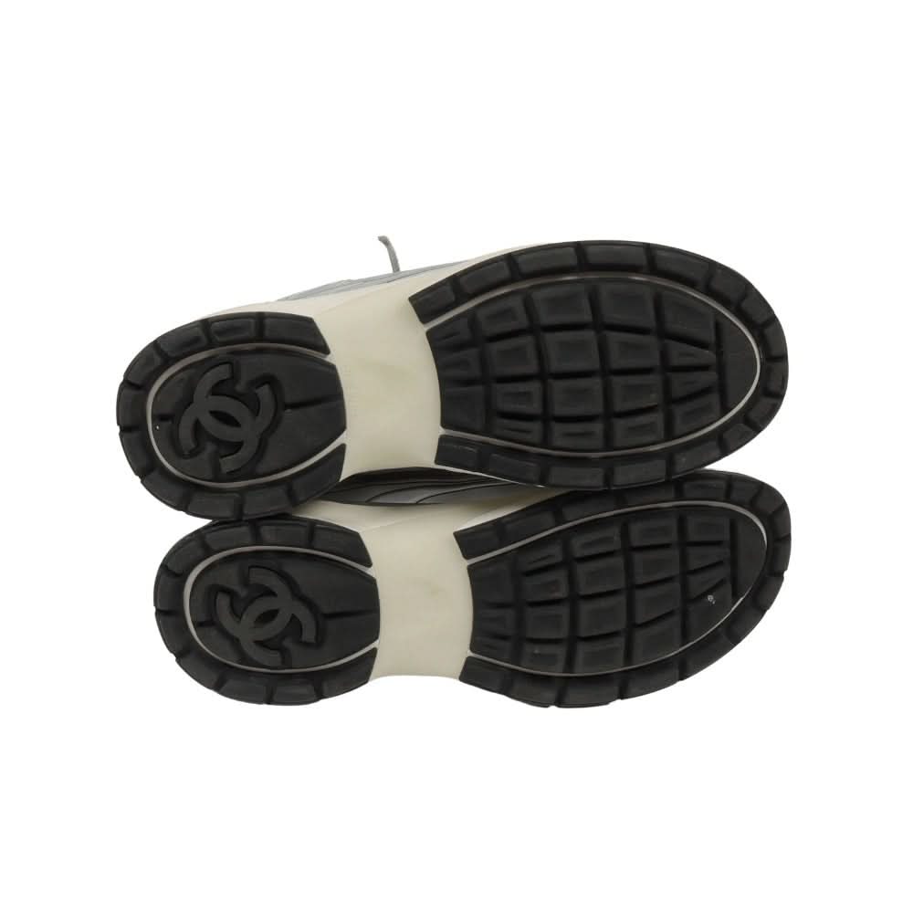 Chanel Fabric & Laminated Light Gray & Silvered Low Top Sneakers - Copva