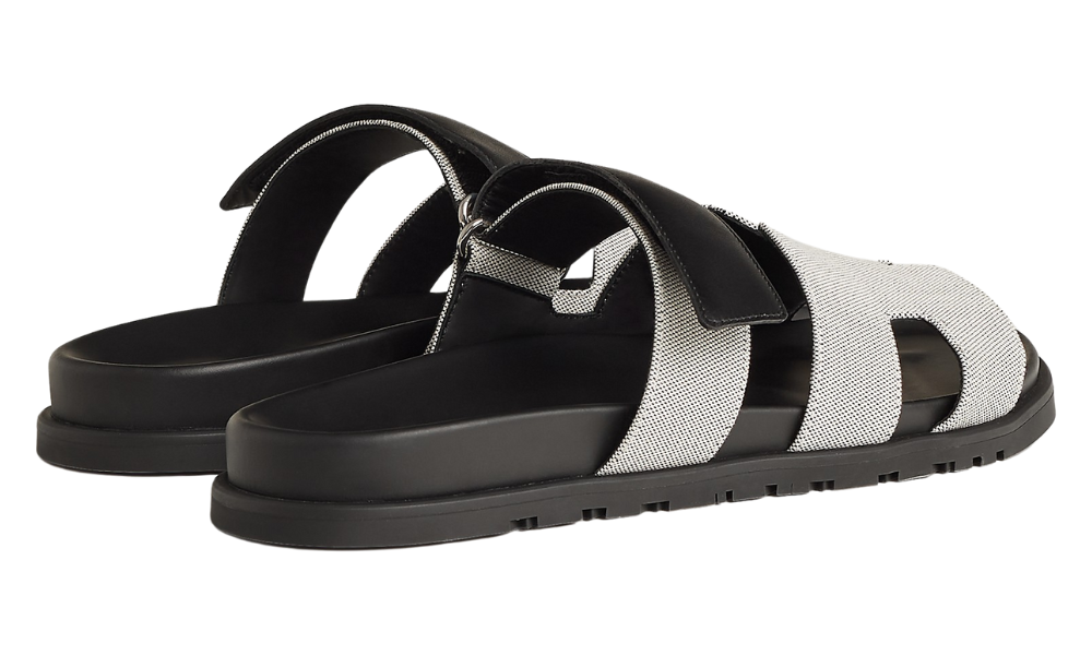 Herms Chypre Sandal "Plum / Black"