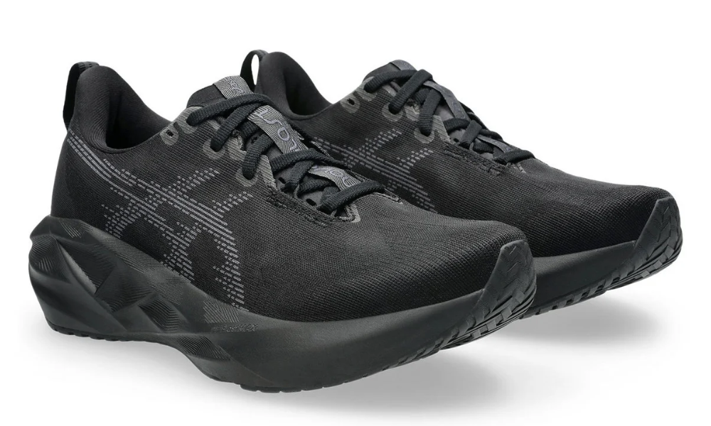 Asics Novablast 5  'Black/Carrier Grey'