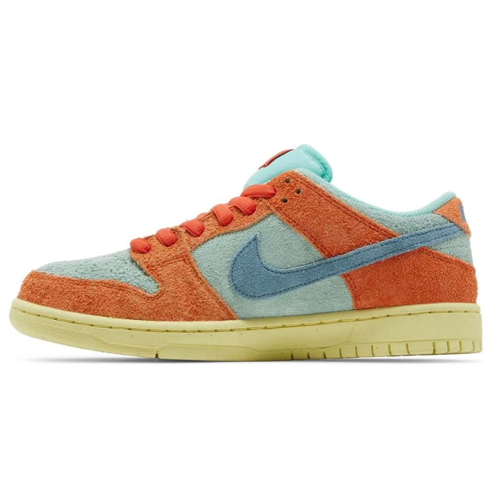 `Nike Dunk Low SB 'Orange Emerald Rise' - Copva