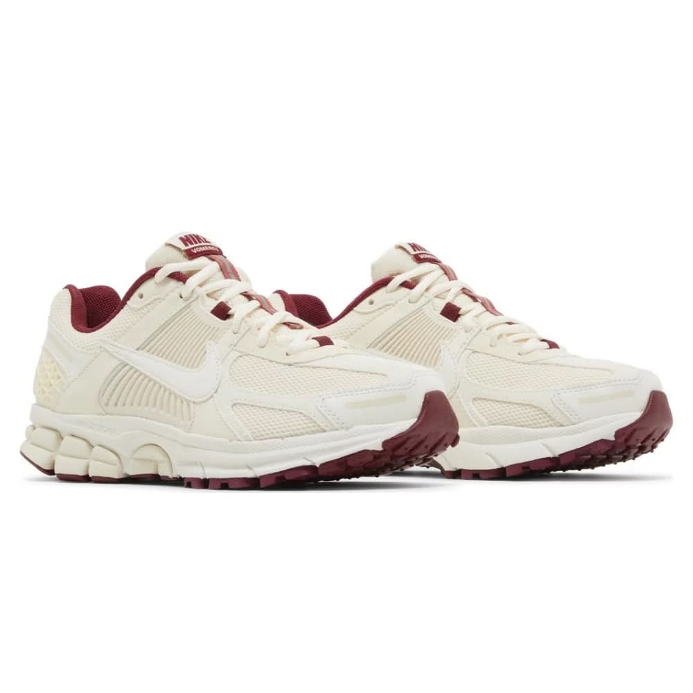 Air Zoom Vomero 5 'Valentine's Day' - Copva