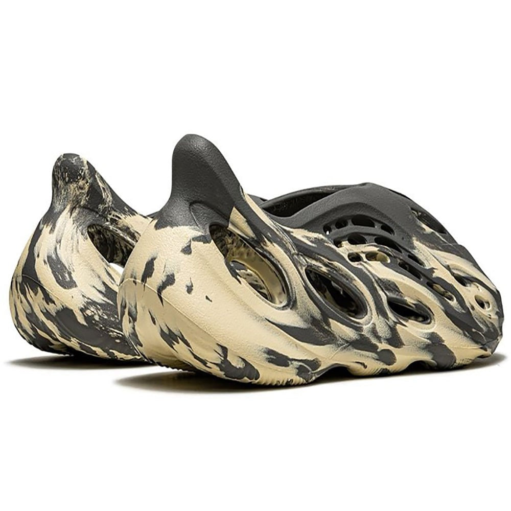 Adidas Yeezy Foam RNNR “MXT Moon Grey” - Copva