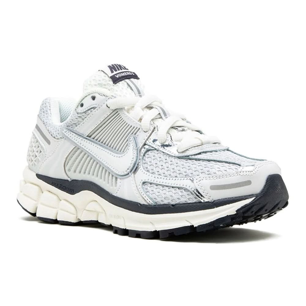 Air Zoom Vomero 5 'Photon Dust Metallic Silver' - Copva