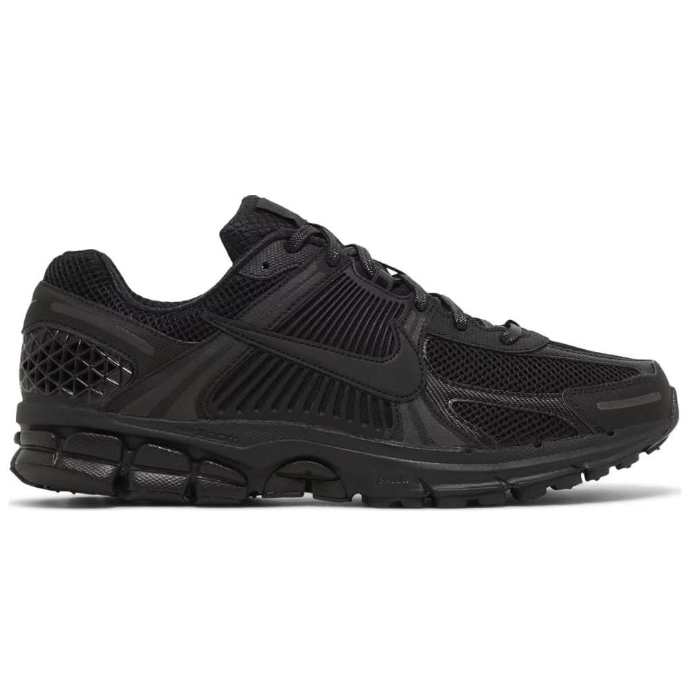 Nike Air Zoom Vomero 5 'Triple Black'