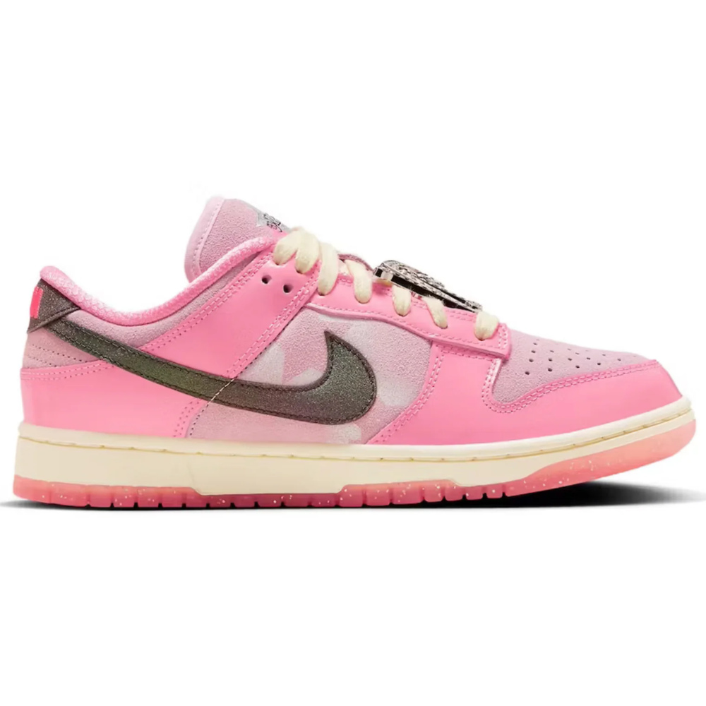 Nike Dunk Low LX 'Barbie'