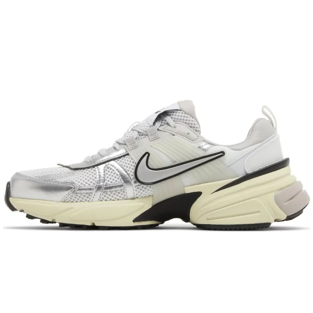 Nike V2K Run 'Pure Platinum Metallic Silver'