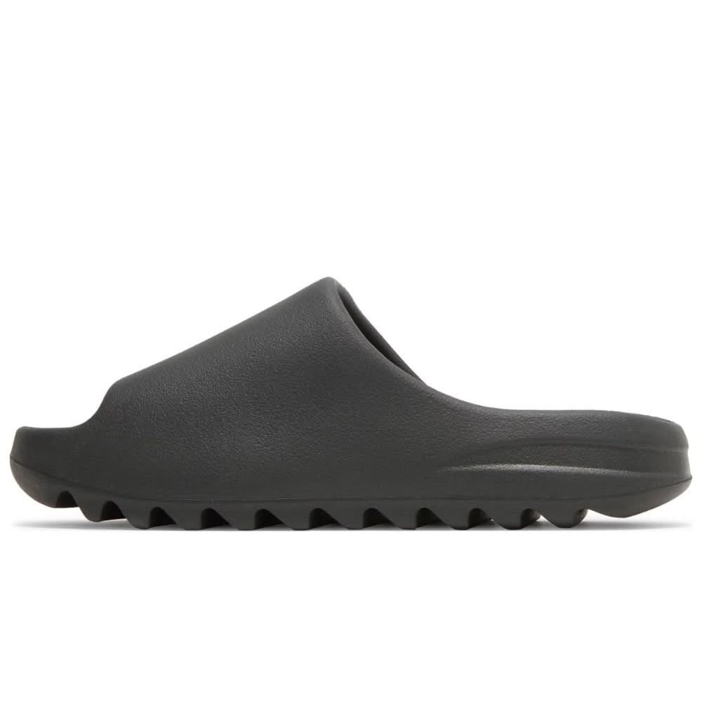 Yeezy Slides  'Onyx' - Copva