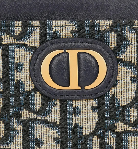 30 Montaigne Lavender Wallet