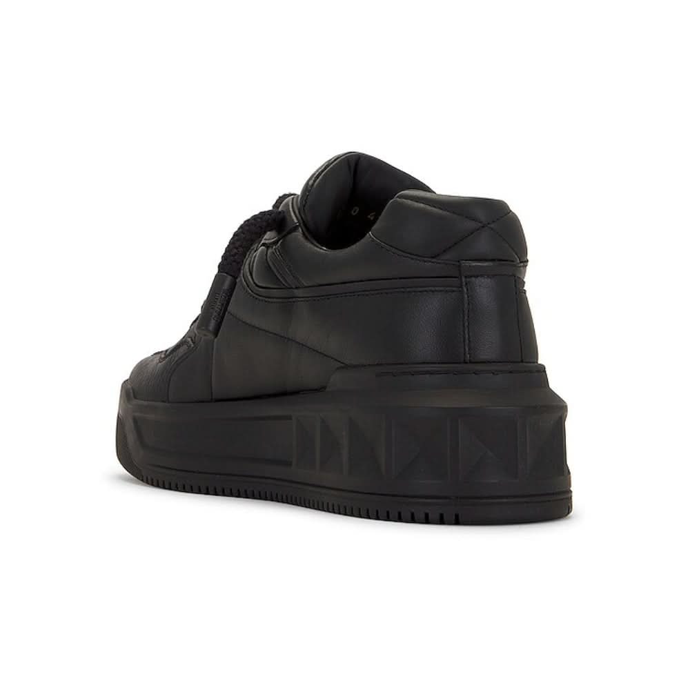 Valentino One Stud XL Low 'Black'