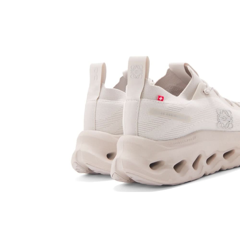 Loewe x Running Cloudtilt "Sand" - Copva