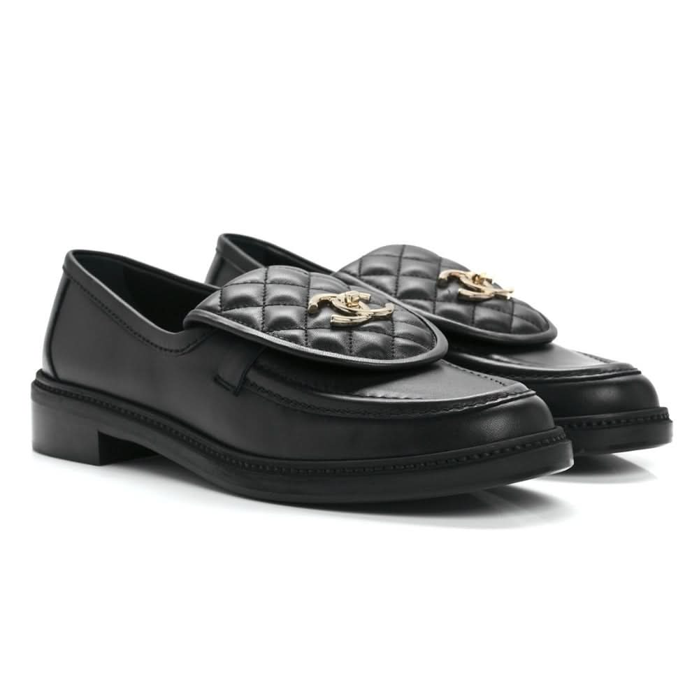 CHANEL Lambskin Quilted CC Turnlock Loafers 41 Black - Copva