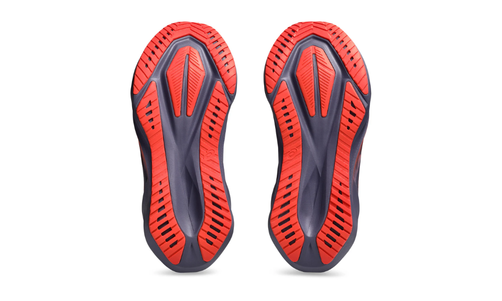 Asics Novablast 5  'Greyish Purple/Coral Reef'