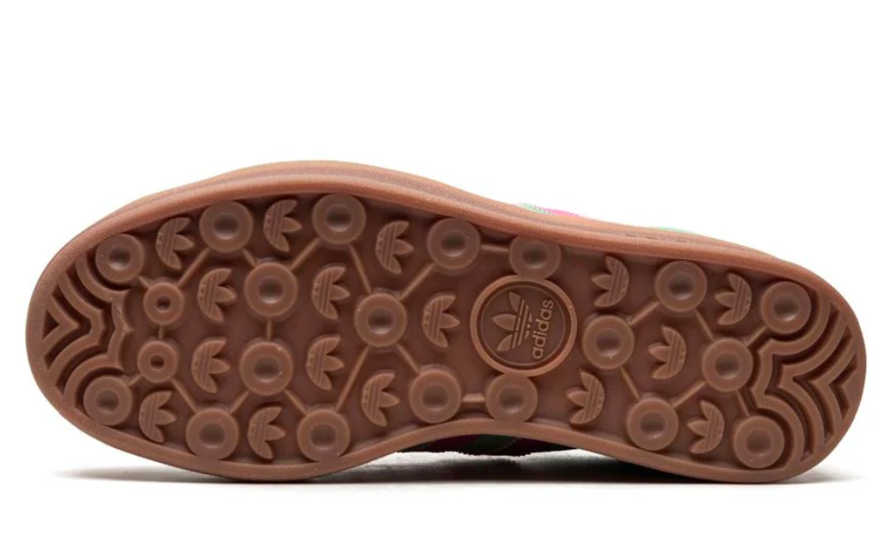 Ad Gazelle Bold 'pulse Mint Screaming Pink'