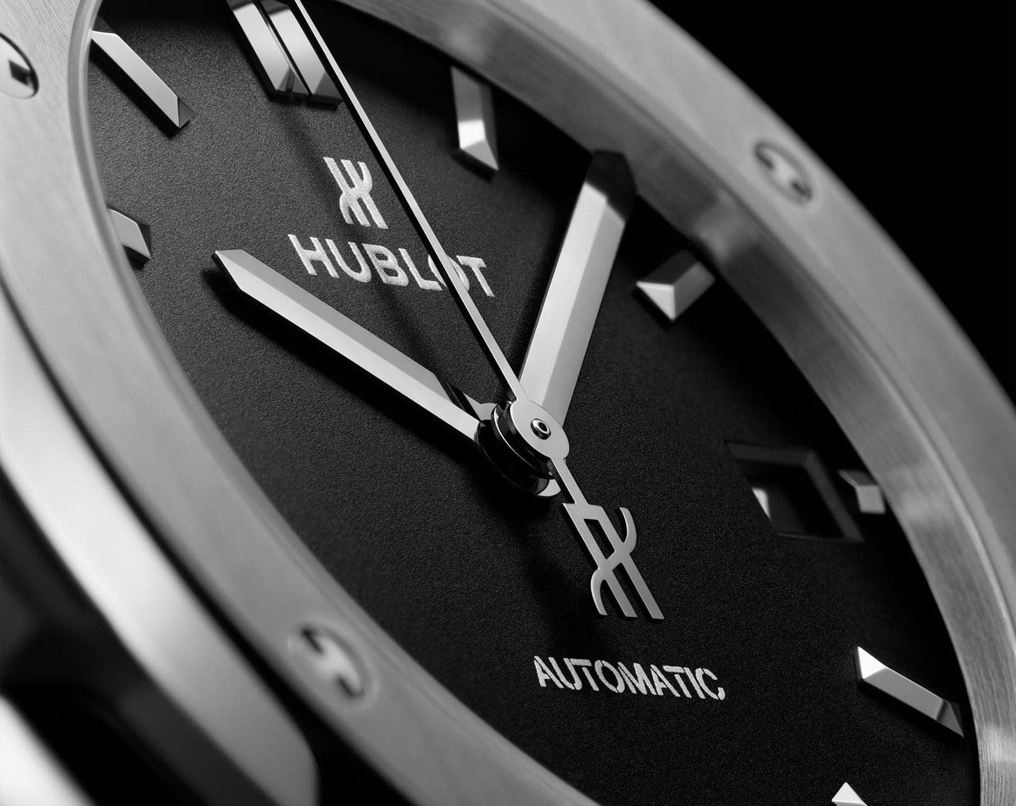 Hblot Classic Fusion Titanium 565.nx.1470.rx