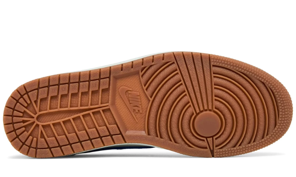 TrvSct X Aj 1 Low Og "Canary"