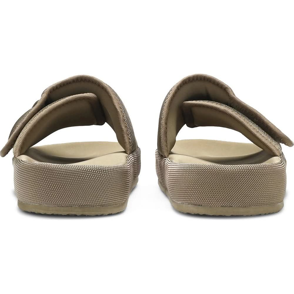 Yeezy Season 7 Fabric Slipper 'Sand' - Copva